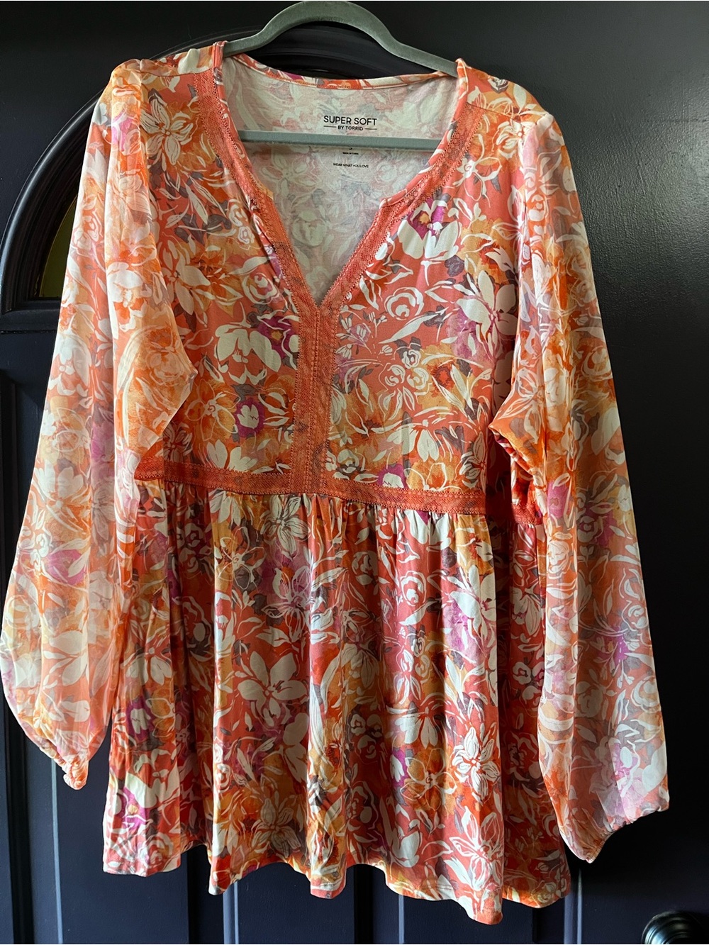 Torrid Coral and Cream Floral Knit Tee with Lace Trim and Sheer Sleeves Size 3